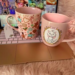 Pink Christmas gingerbread mug